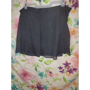 Nwt Forever 21 plus size Juniors 2x skirt and short combo black and white polka